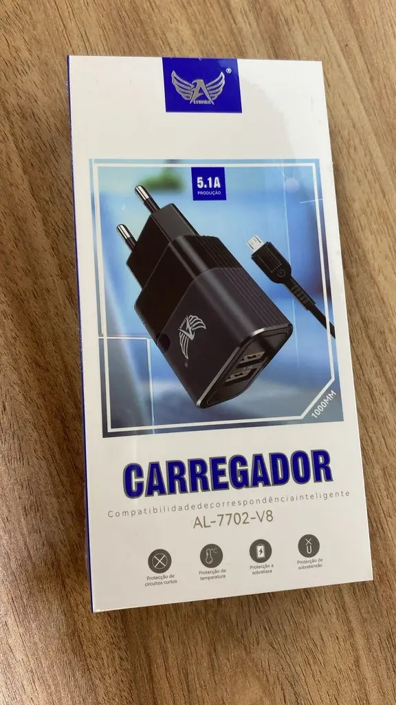 [7898822770217] Carregador LED V8 AL-7702-V8